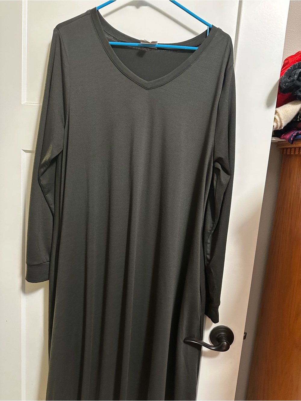 LuLaRoe black V-Neck Long Sleeve Midi Dress